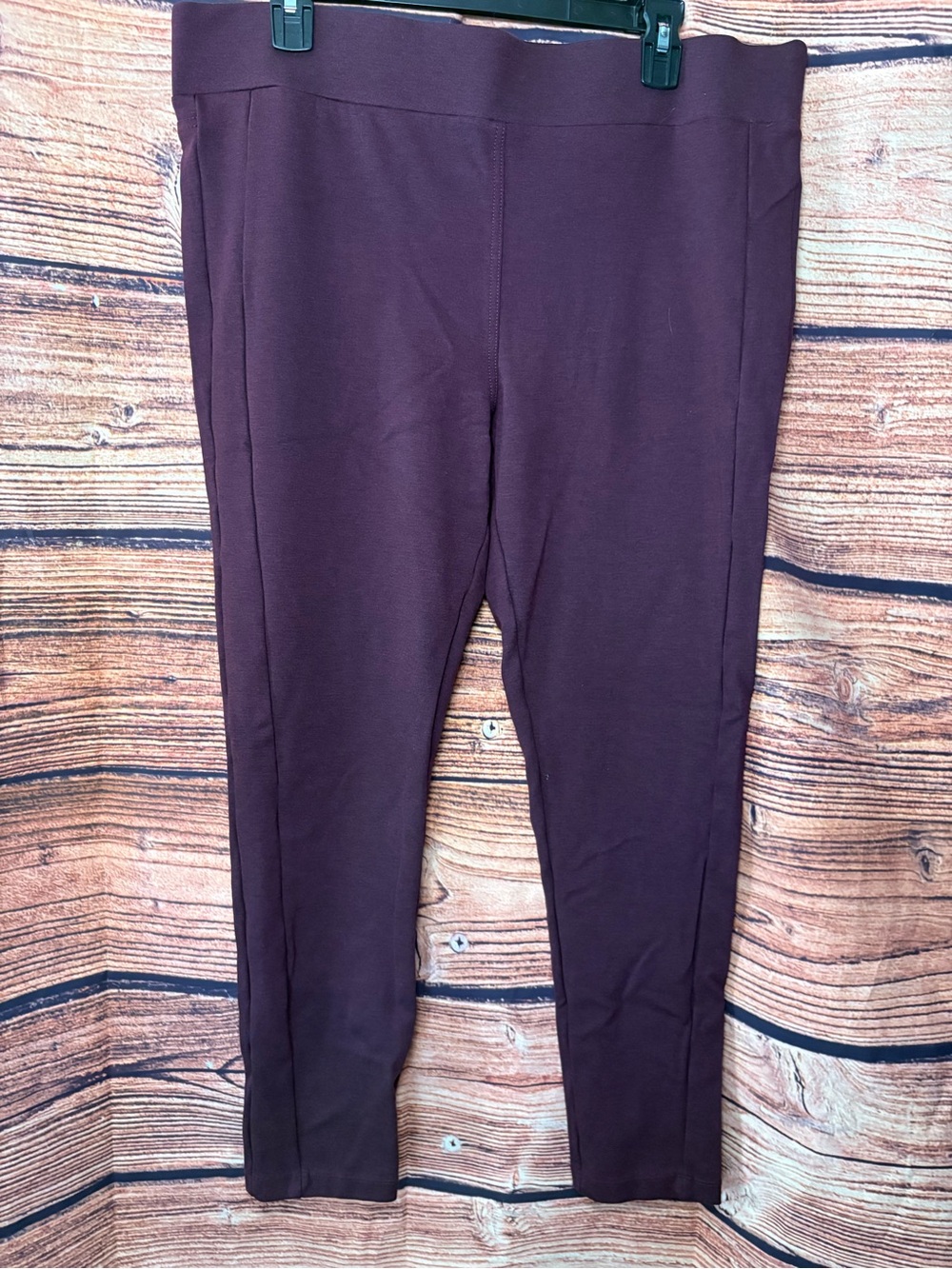 LOFT Burgundy/ Maroon Ponte Leggings (Slim Legged Pants)